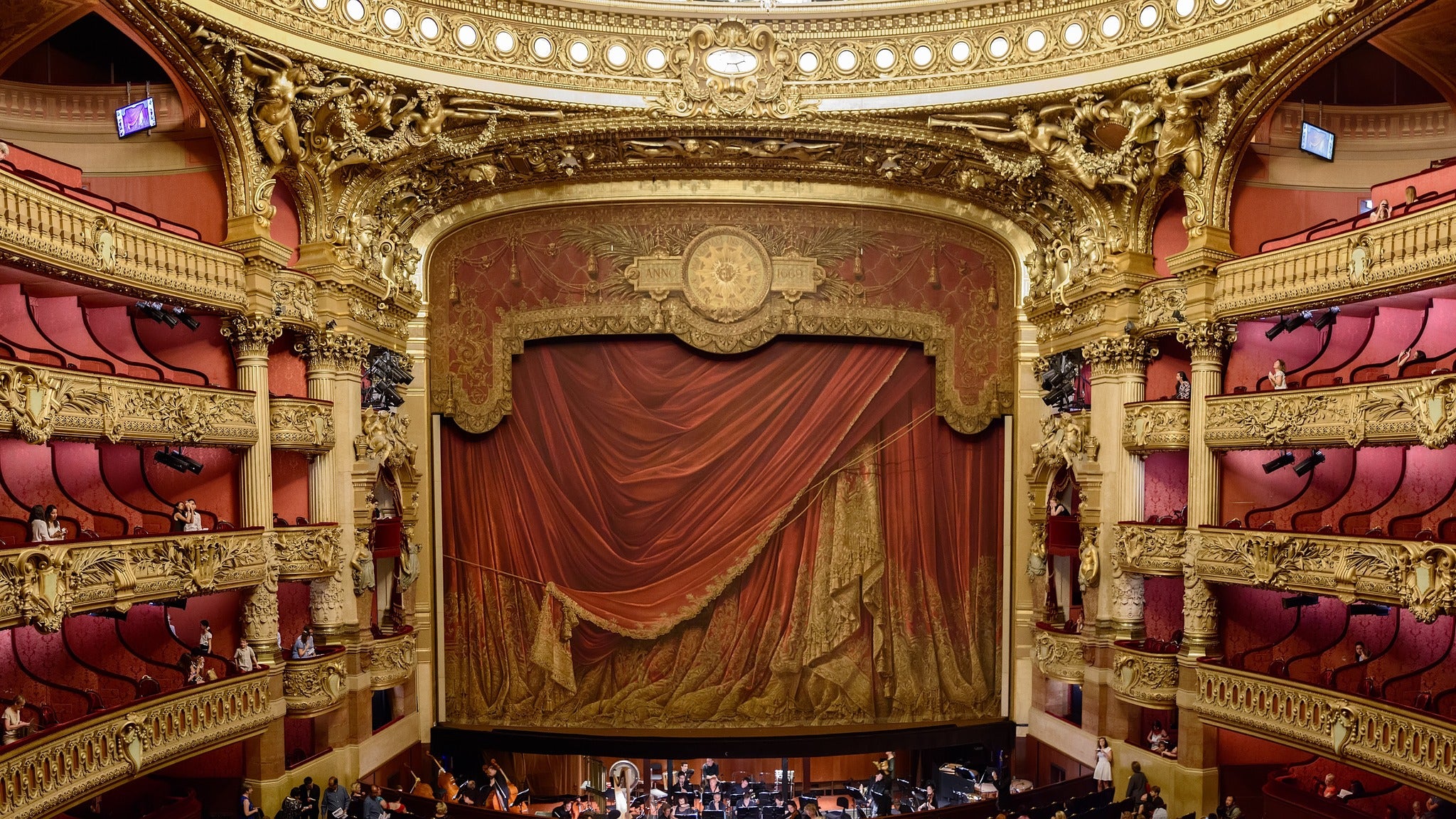 Metropolitan Opera: The Magic Flute - Holiday Presentation